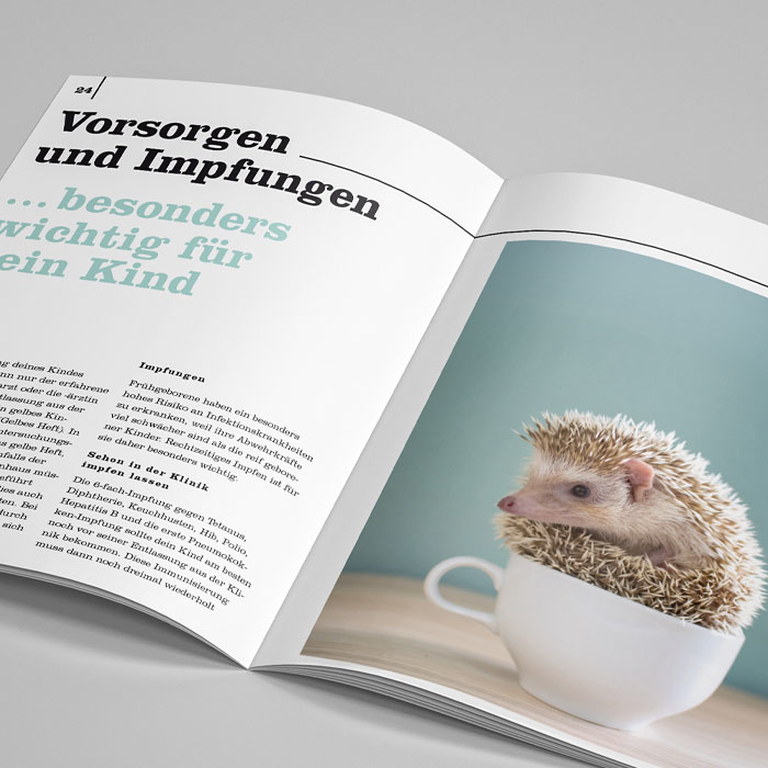 Aufgeschlagenes Magazin für Patientinnen